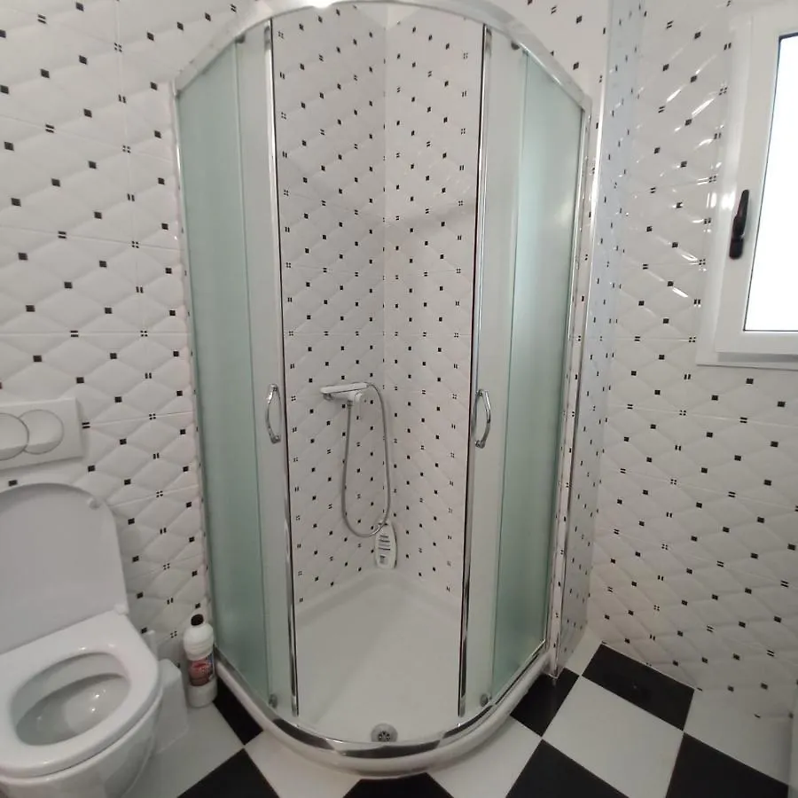 Lungo Mare & Luxury Apartments Vlorë