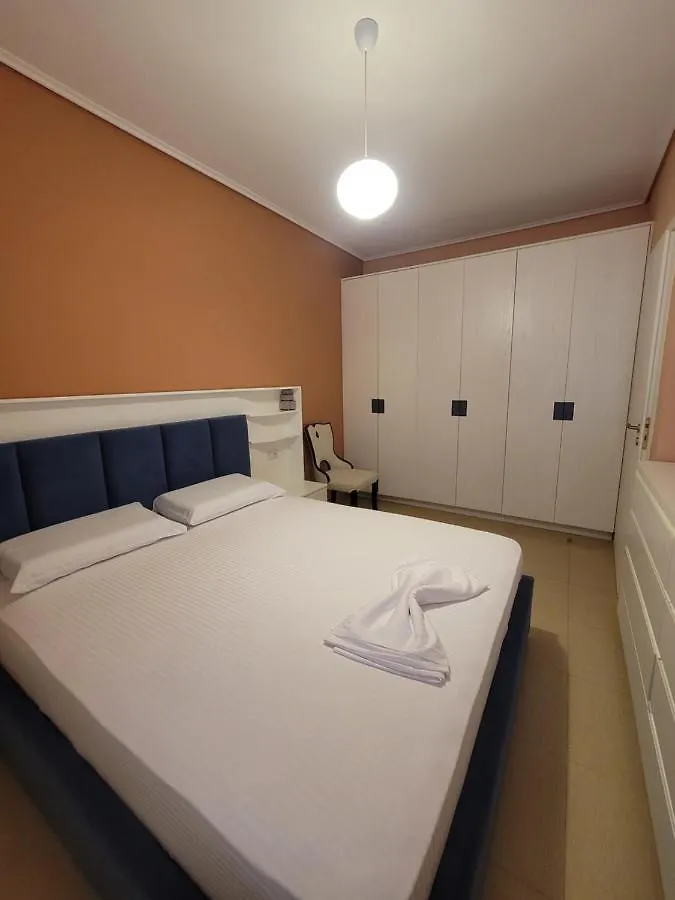 Lungo Mare & Luxury Apartments Vlorë